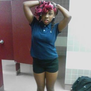 Meet your Posher, Ebony missing